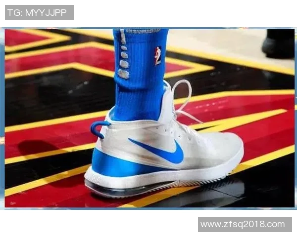 足球球星穿搭精选 精美鞋款打造球场时尚风采